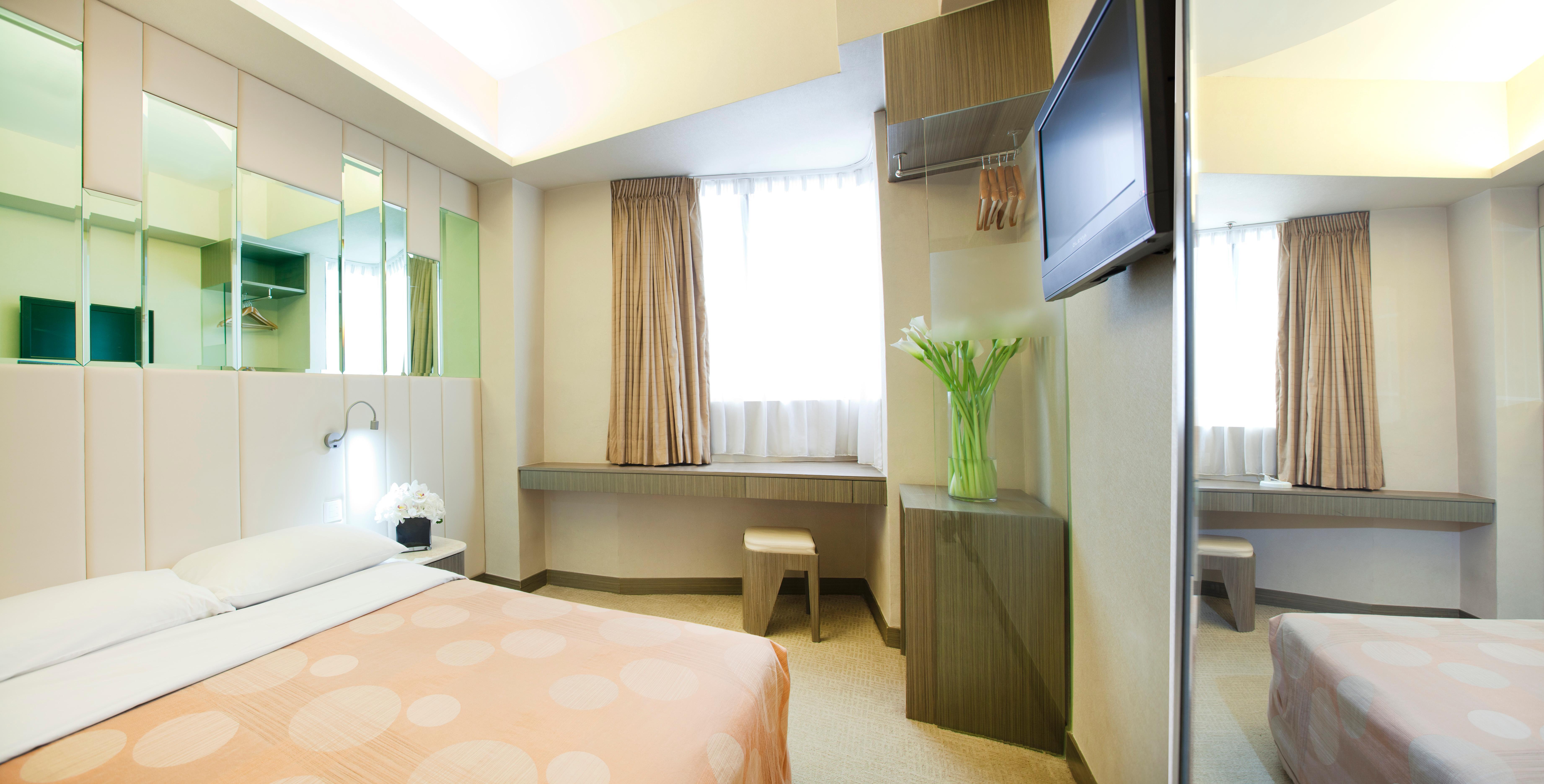 Silka Seaview Hotel Гонконг Екстер'єр фото