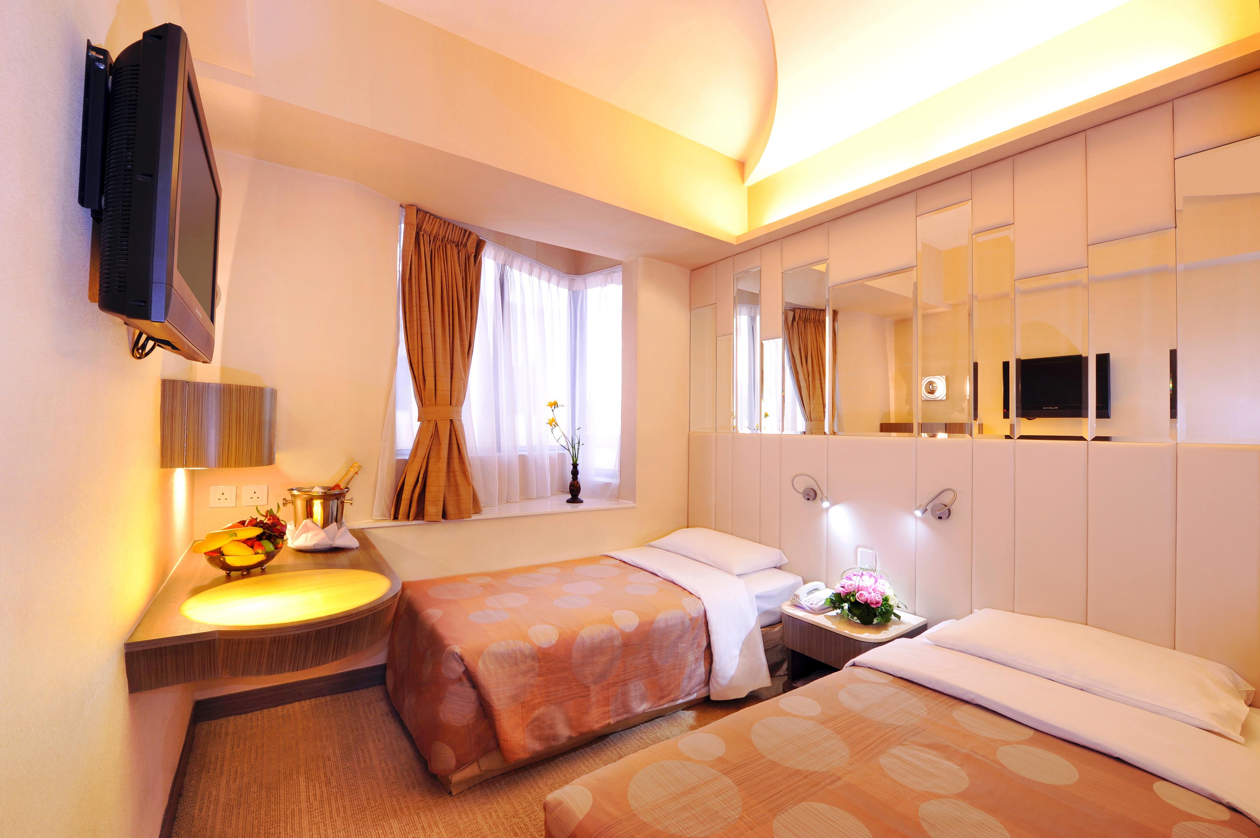 Silka Seaview Hotel Гонконг Екстер'єр фото