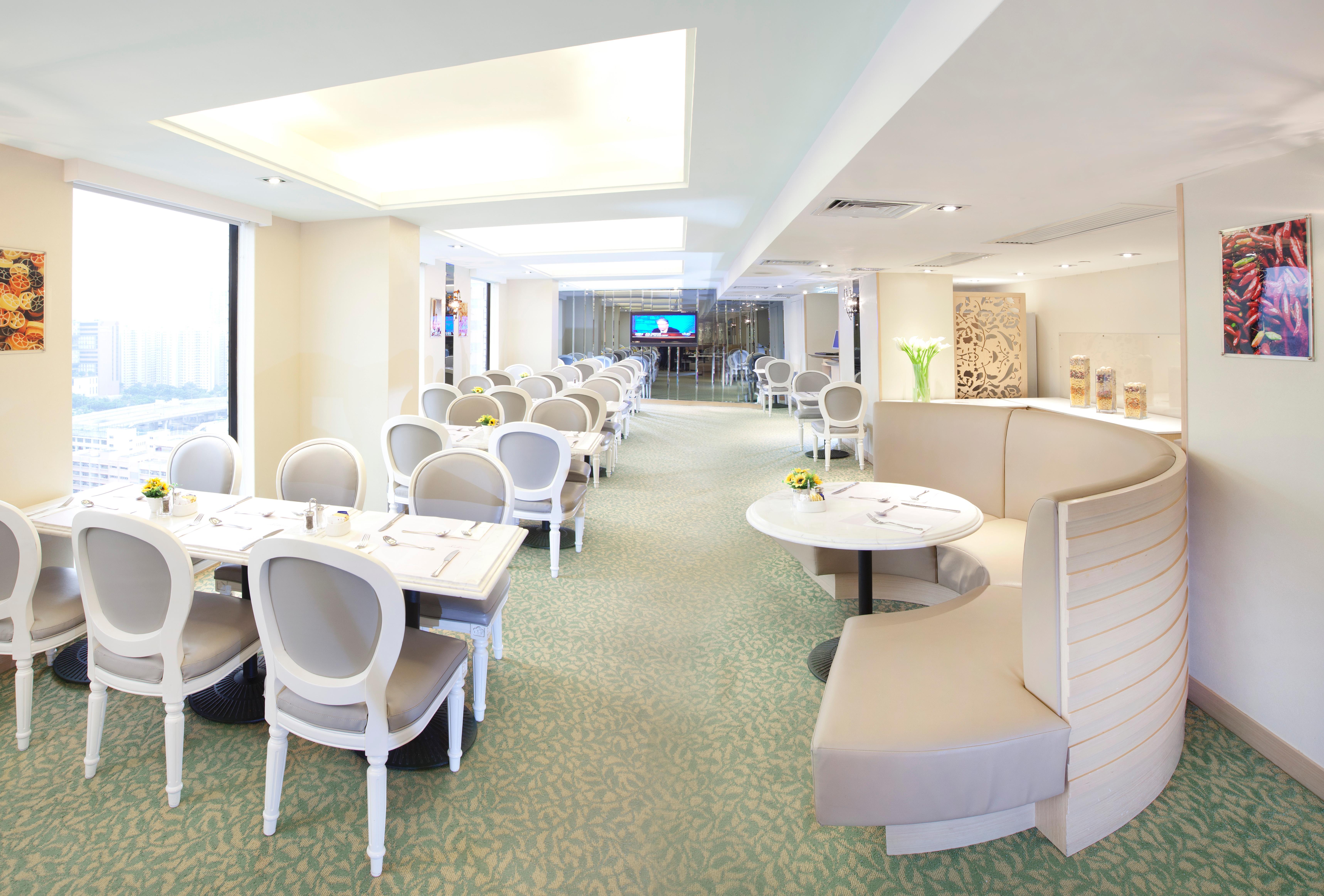 Silka Seaview Hotel Гонконг Екстер'єр фото
