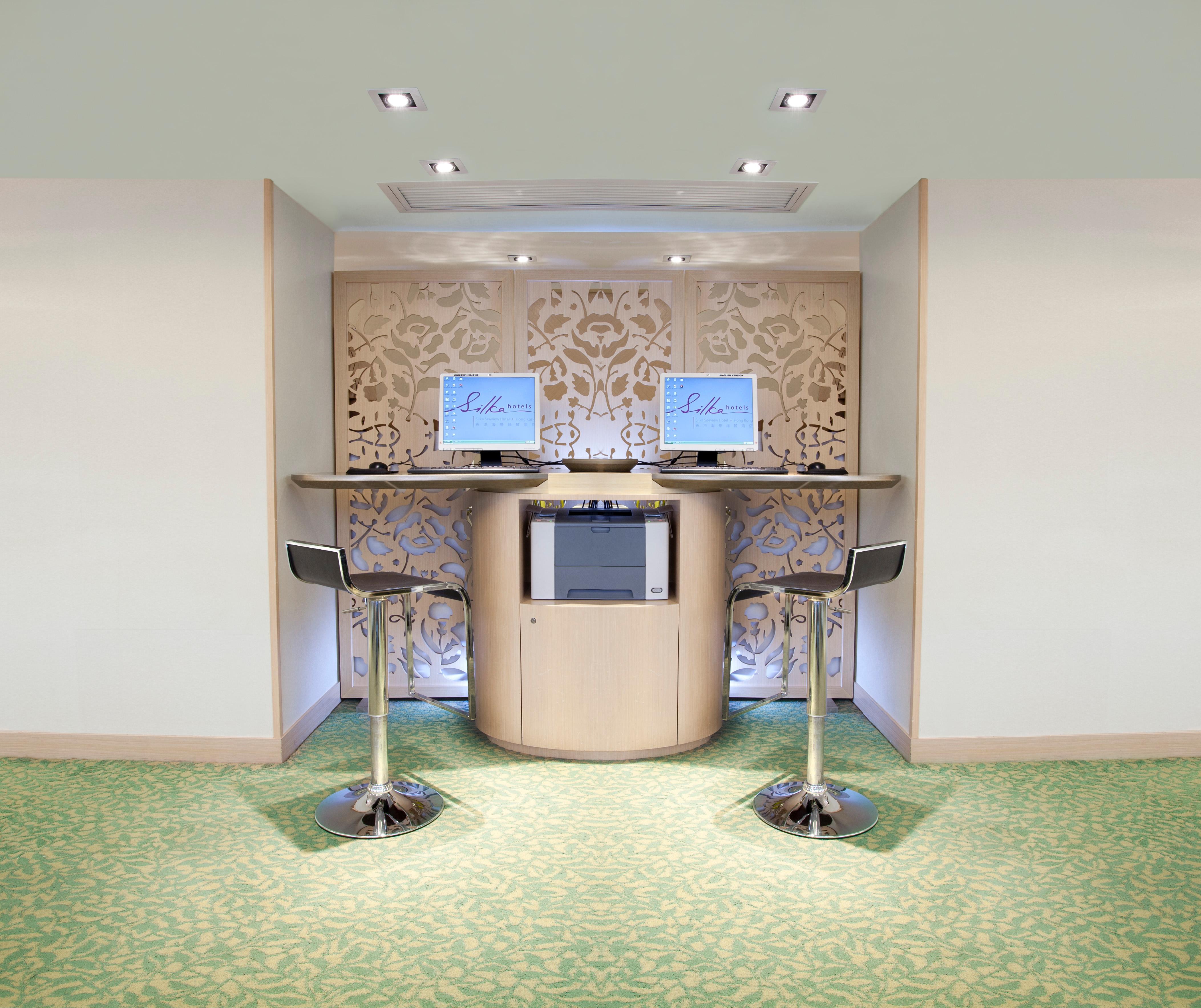 Silka Seaview Hotel Гонконг Екстер'єр фото