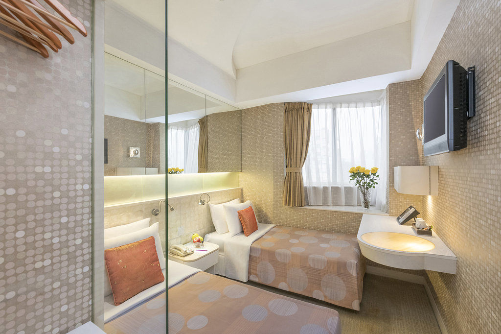 Silka Seaview Hotel Гонконг Екстер'єр фото